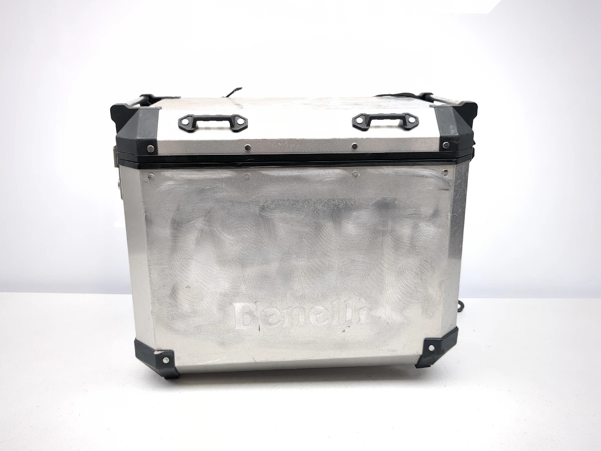 17-25 Benelli TRK 502X Rear Right Saddlebag Luggage Case No key
