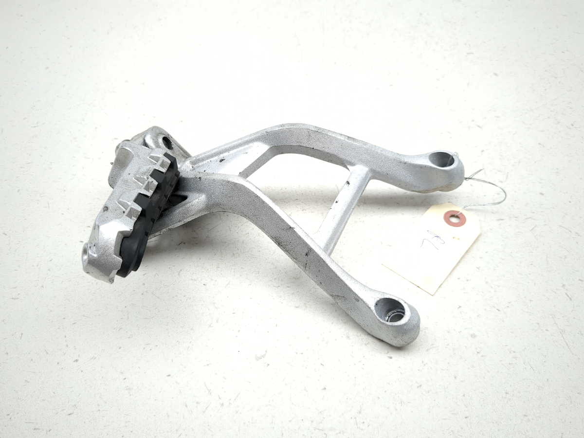 17-25 Benelli TRK 502X Rear Left Passenger Foot Peg