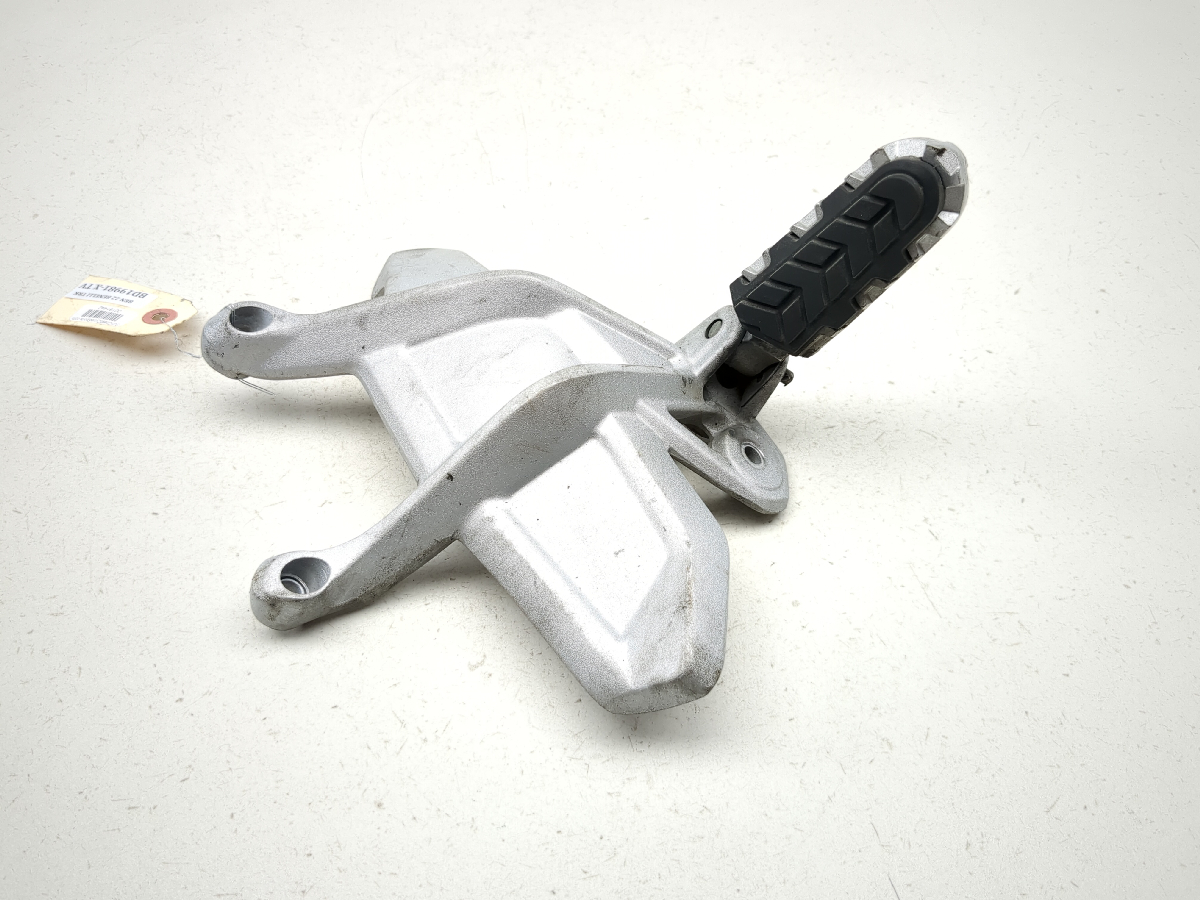 17-25 Benelli TRK 502X Rear Right Passenger Foot Peg