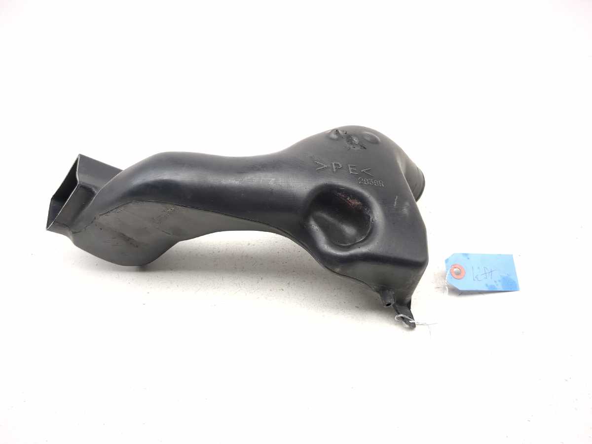 03-05 Yamaha YZF R6 Left Ram Air Intake Tube TRSH PL