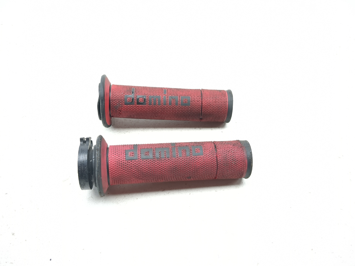 03-05 Yamaha YZF R6 DOMINO Throttle Tube And Grips