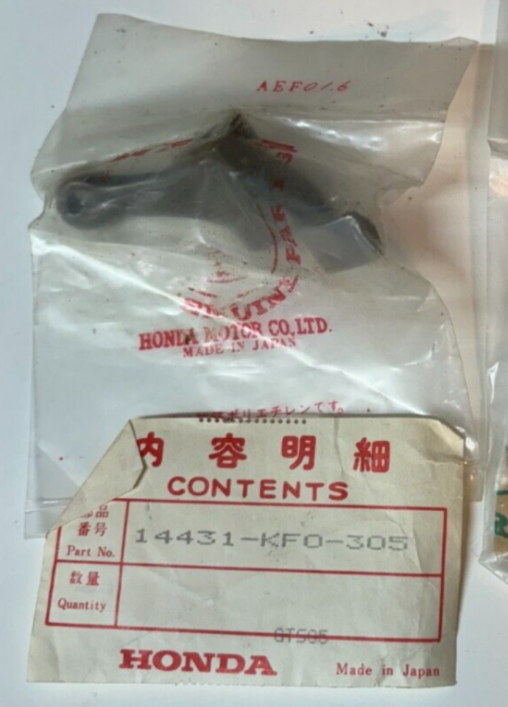 1984-1985 Honda XL350R, 1983-1985 XR350R OEM Rocker Arm A Set (2) 14431-KF0-305