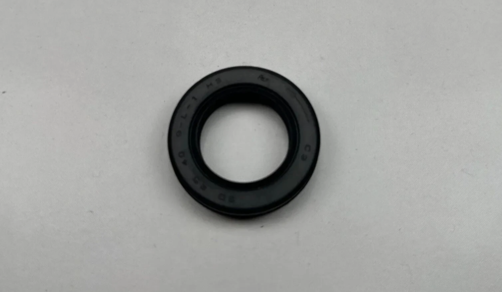 Yamaha XS1 XS2 TX650 XS650 OEM Oil Seal Engine QTY: 2 93102-25121