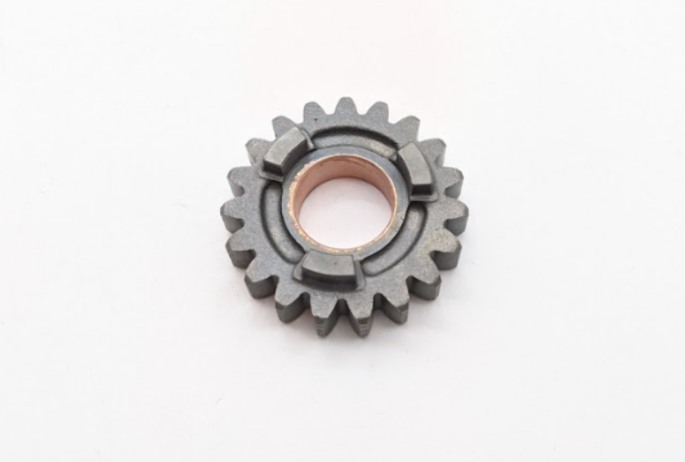 1993 Yamaha YZ250 OEM 4th Pinion Transmission Gear 19 Tooth 2VM-17141-00-00