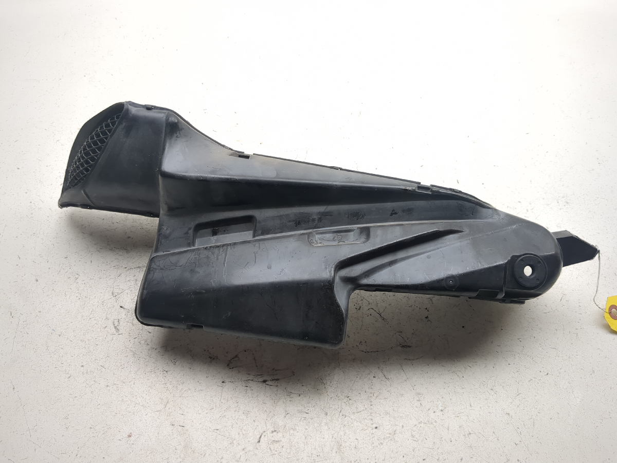 06 07 Suzuki GSXR 600 750 Left Ram Air Intake Tube