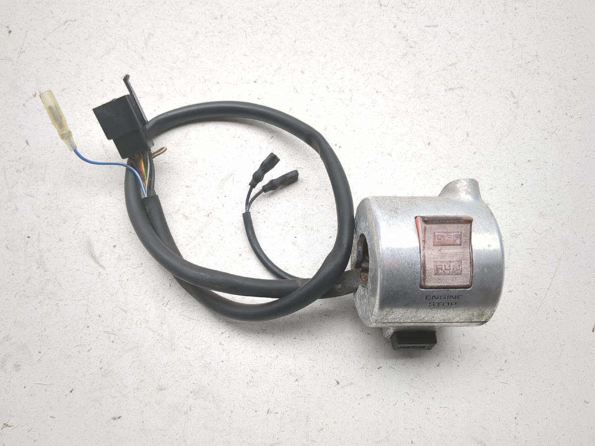 94-04 Honda VF750C Magna 750 Right Control Start Stop Switch