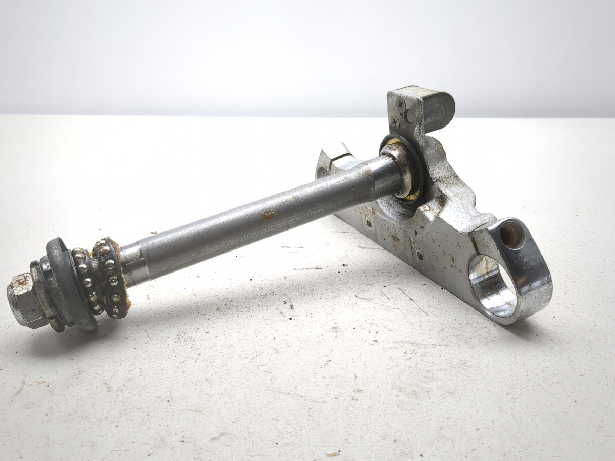 94-04 Honda VF750C Magna 750  Bottom Lower Triple Tree Steering Clamp