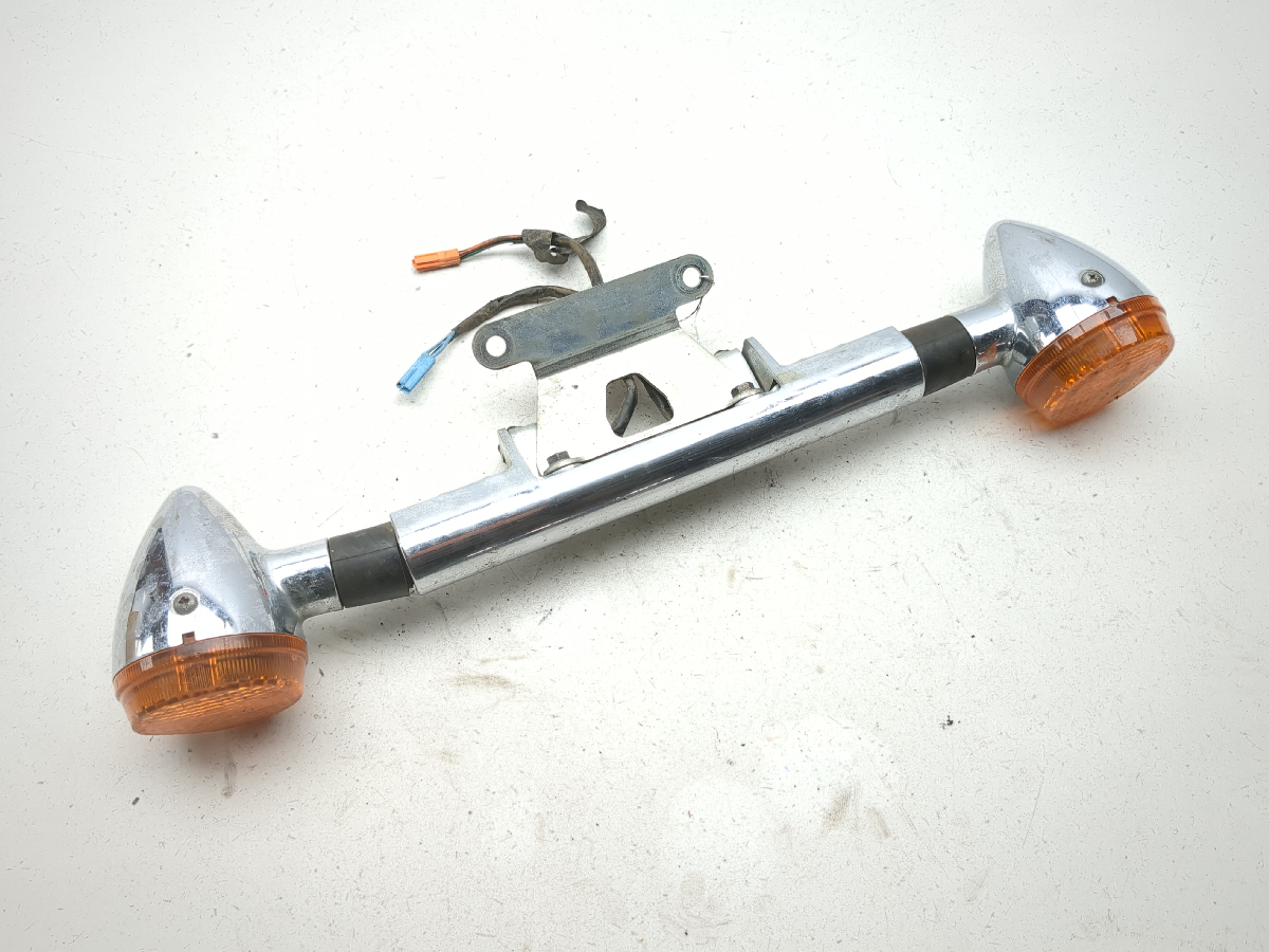 10-25 Honda VT750 Shadow Aero 750 Front Turn Signal Light Bar