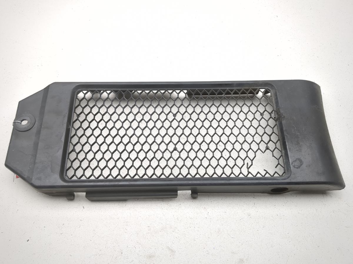10-25 Honda VT750 Shadow Aero 750 Radiator Cover Guard Grille 19032-MEG-0000