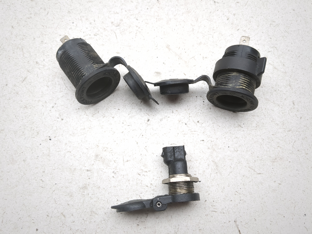01-12 BMW F650 GS F650GS Power Outlet Plug Sockets Set