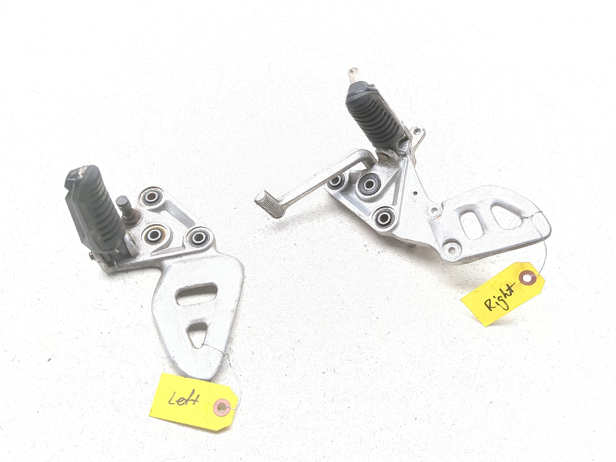 99-07 Suzuki Hayabusa GSX1300R Driver Peg Rearsets Set W/ Brake Pedal