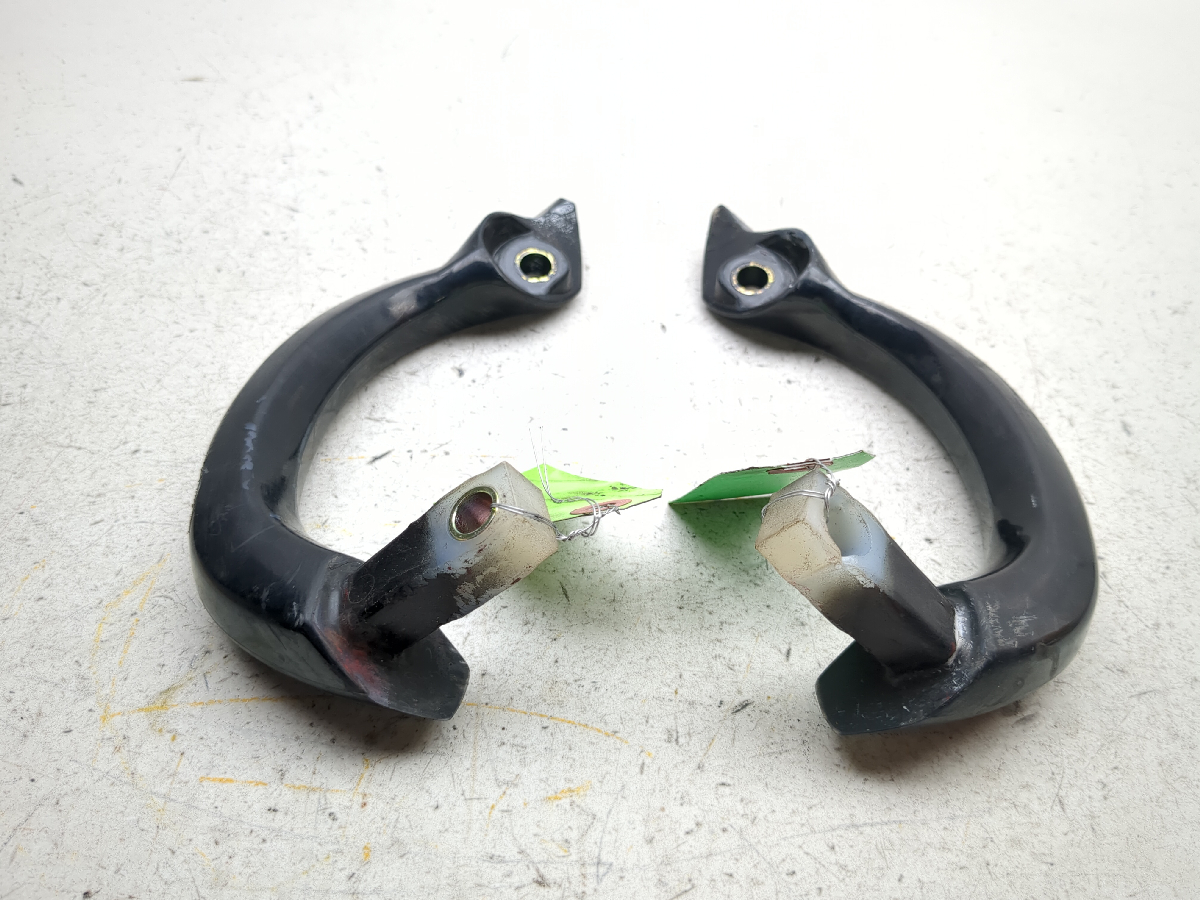 00 01 Kawasaki ZX900E ZX9R Rear Passenger Grab Bars Set