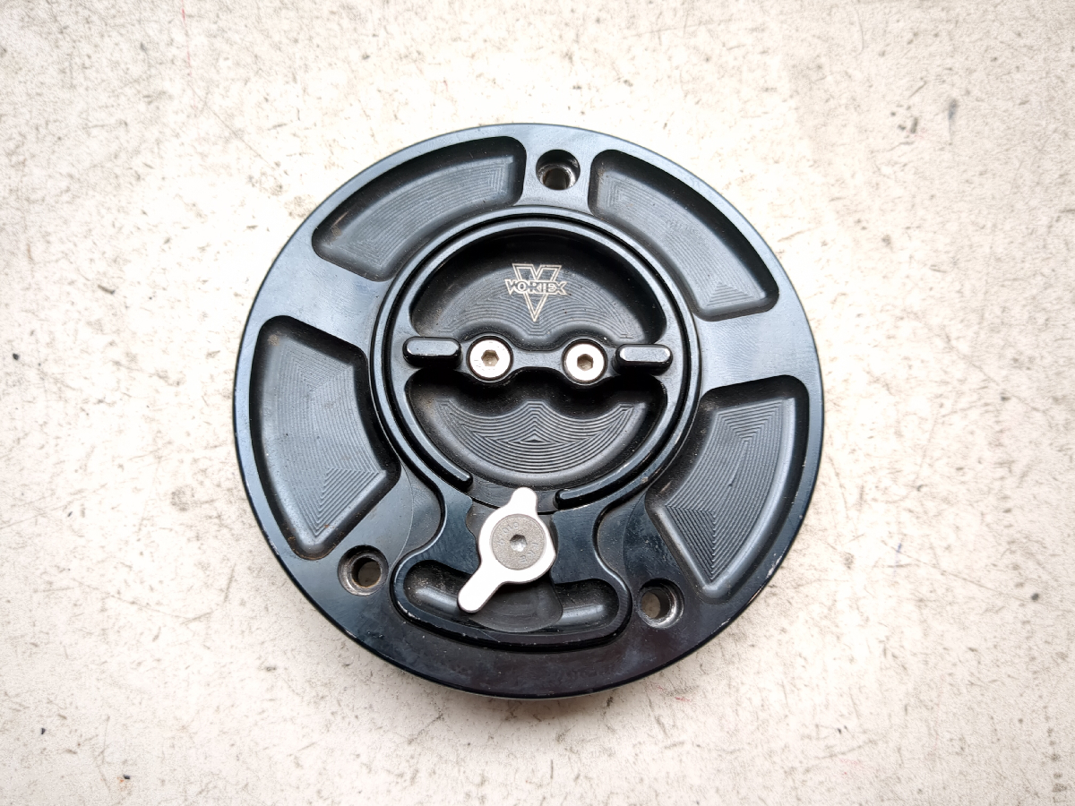 00 01 Kawasaki ZX900E ZX9R VORTEX Petrol Gas Fuel Tank Cap Lid
