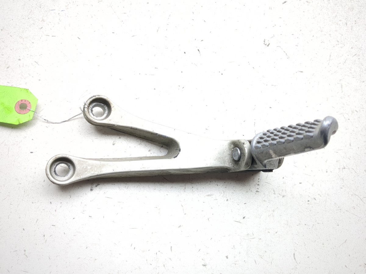 00-02 Kawasaki Ninja ZX6R ZX6 Rear Left Passenger Foot Peg TRSH PL