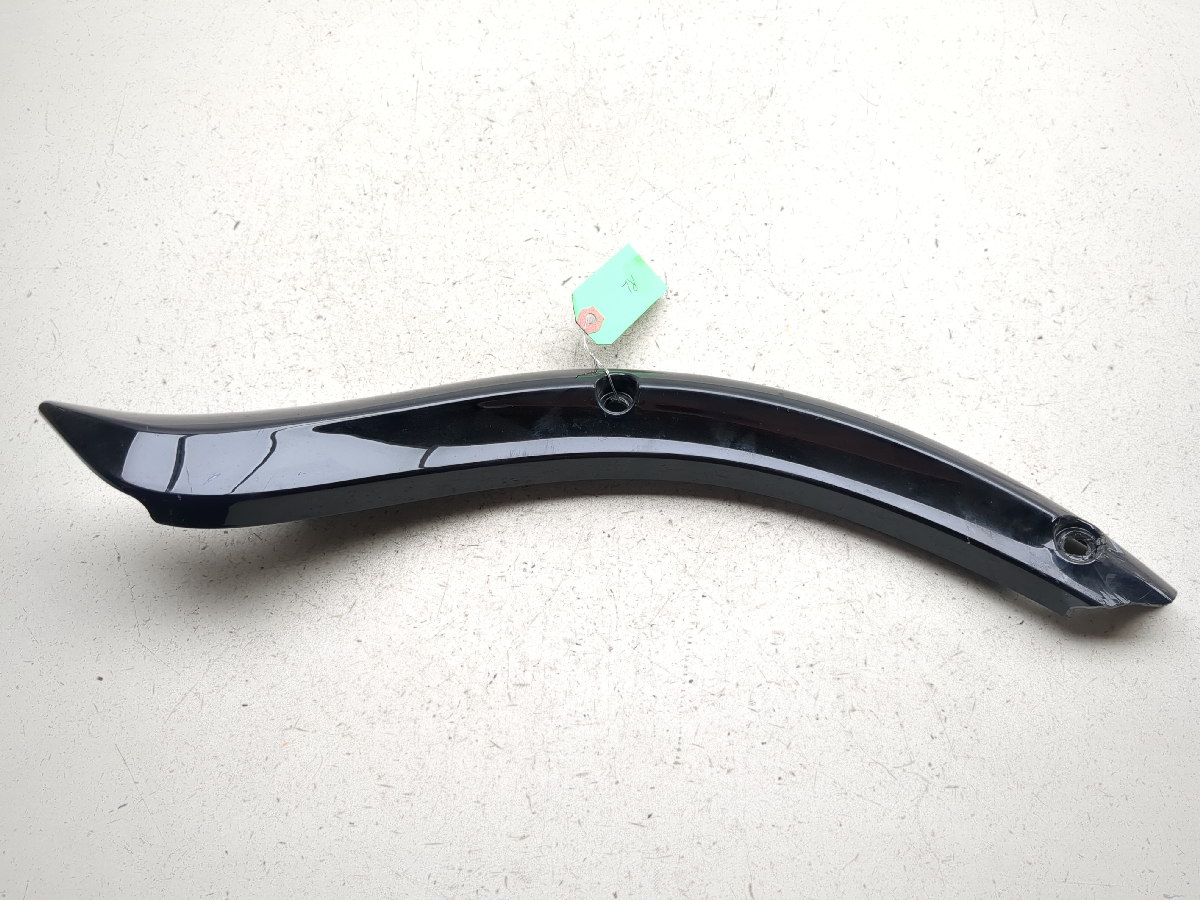 06-16 Kawasaki Vulcan 900 VN900C Rear Left Fender Support Strut 14091-0521