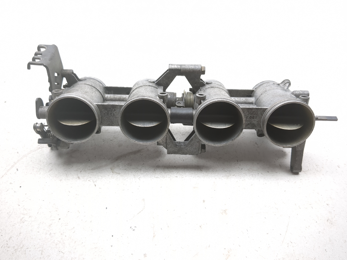 04 05 Suzuki GSXR 750 Throttle Body Bodies 30G0K441
