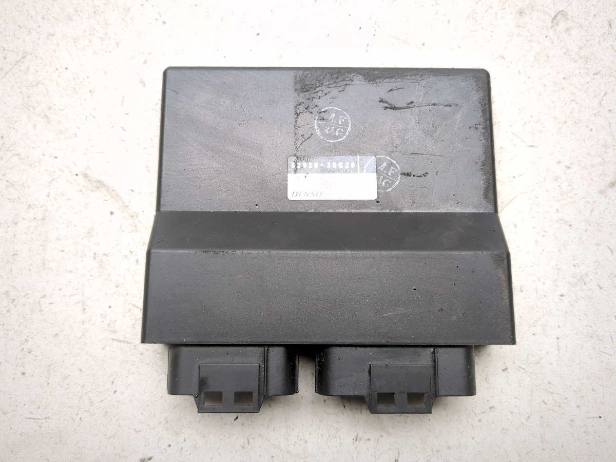 04 05 Suzuki GSXR 750  Computer CDI ECU ECM Box 32920-30G20