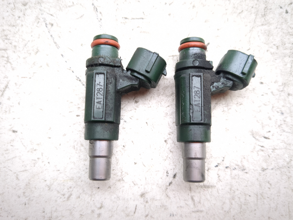 06-16 Kawasaki Vulcan 900 VN900C Gas Fuel Injectors 2871092 EAT287