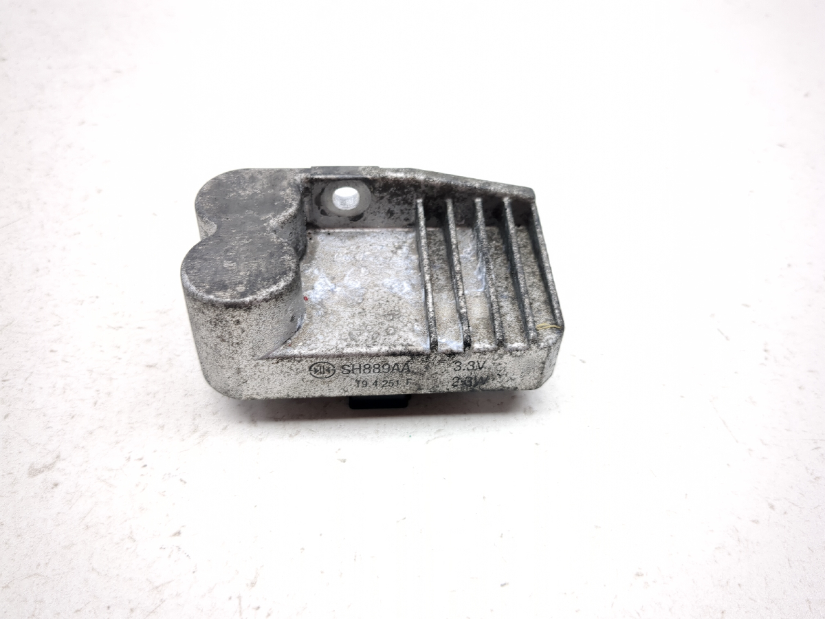 19-21 Honda Z125 Monkey Voltage Regulator Rectifier SH889AA