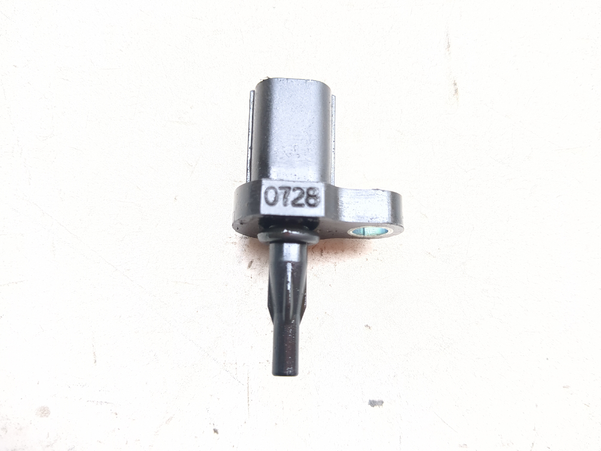 06-16 Kawasaki Vulcan 900 VN900C Air Intake Temp Temperature Sensor 0728 TRSH PL