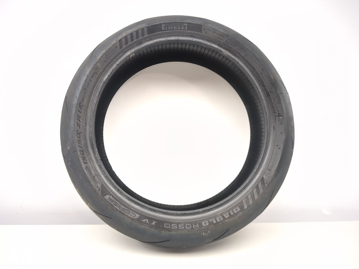 Rear Tire Pirelli Diablo Rosso IV Corsa 190/50-17