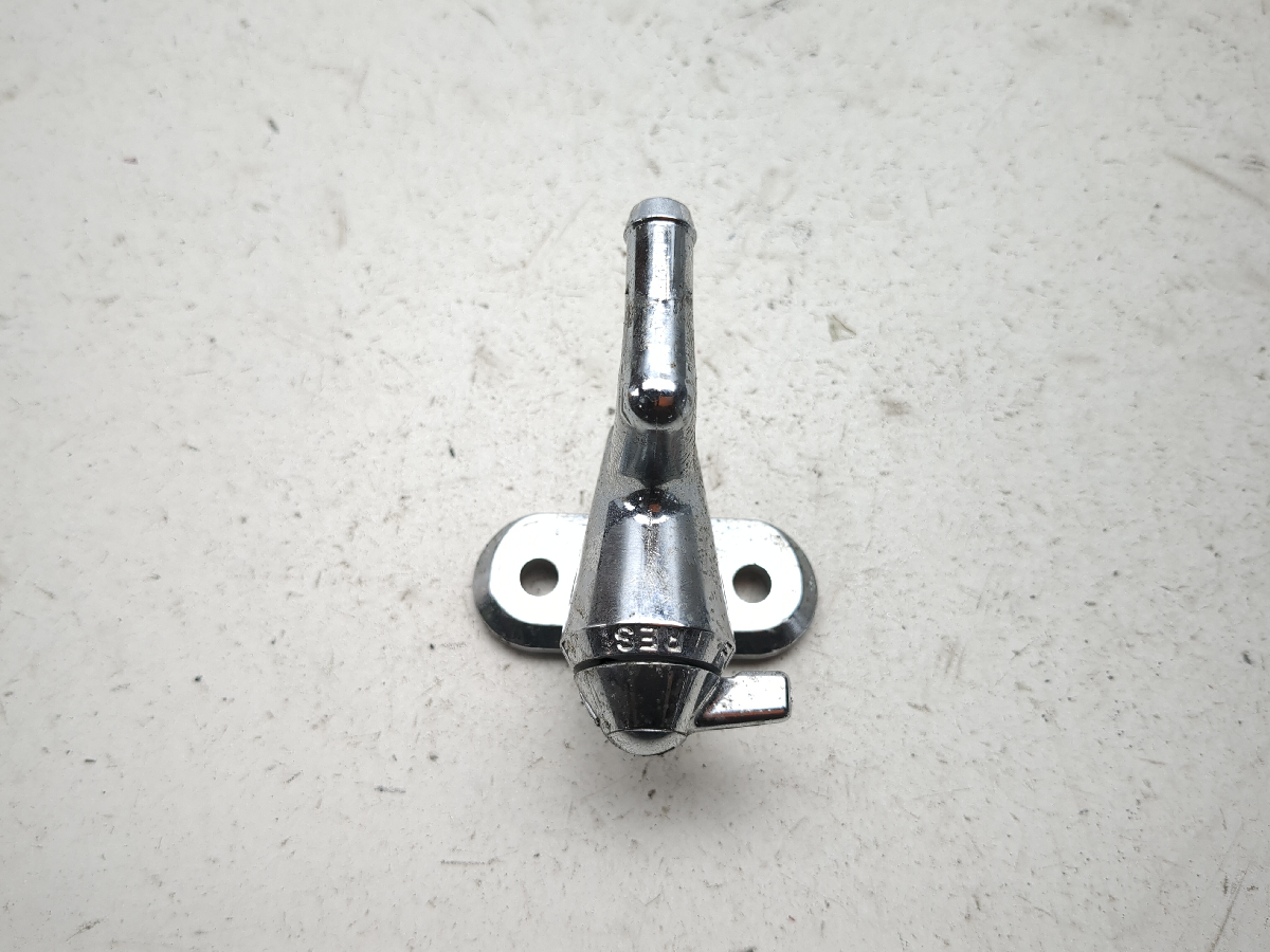 92-04 Suzuki VS800 Intruder Petcock Gas Fuel Shut Off
