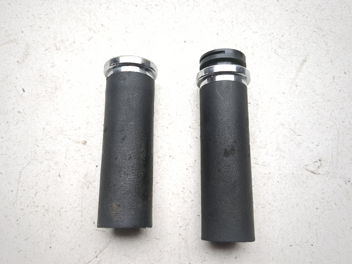 92-04 Suzuki VS800 Intruder Throttle Tube And Grips