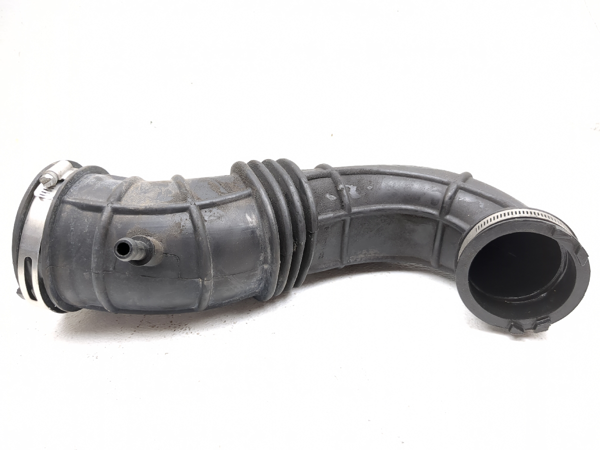 21-24 Polaris Slingshot SL Air Intake Tube