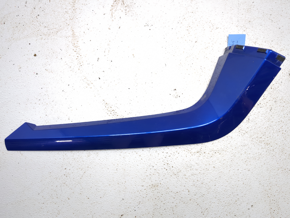 21-24 Polaris Slingshot SL Front Right Fender Trim Panel Cover 5450050