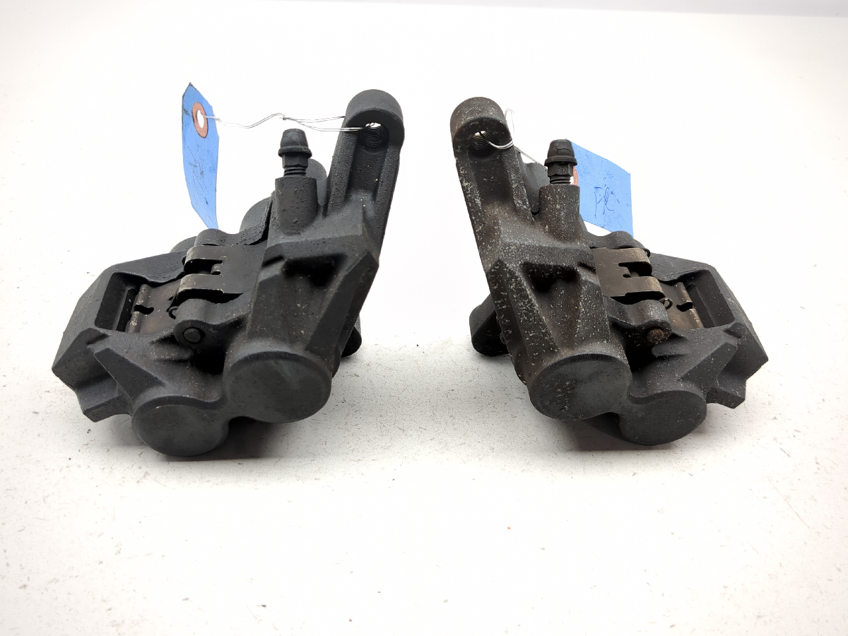 03-05 Yamaha FJR 1300 Front Brake Calipers
