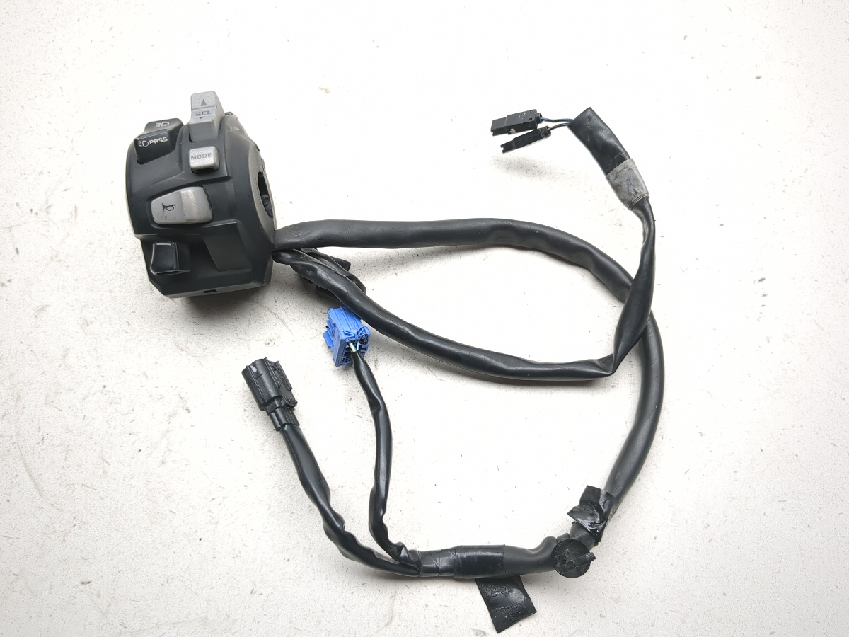 17-23 Honda CBR1000RR Left Control Headlight Switch