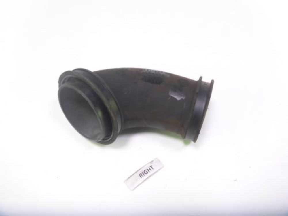 05 BMW R 1200 RT Right Intake Duct Tube 10991210