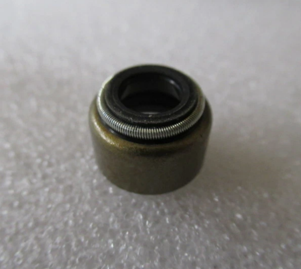 1977-2014 YAMAHA XS XT XJ XV YFM VALVE GUIDE SEAL OEM 1J7-12119-01 QTY 2