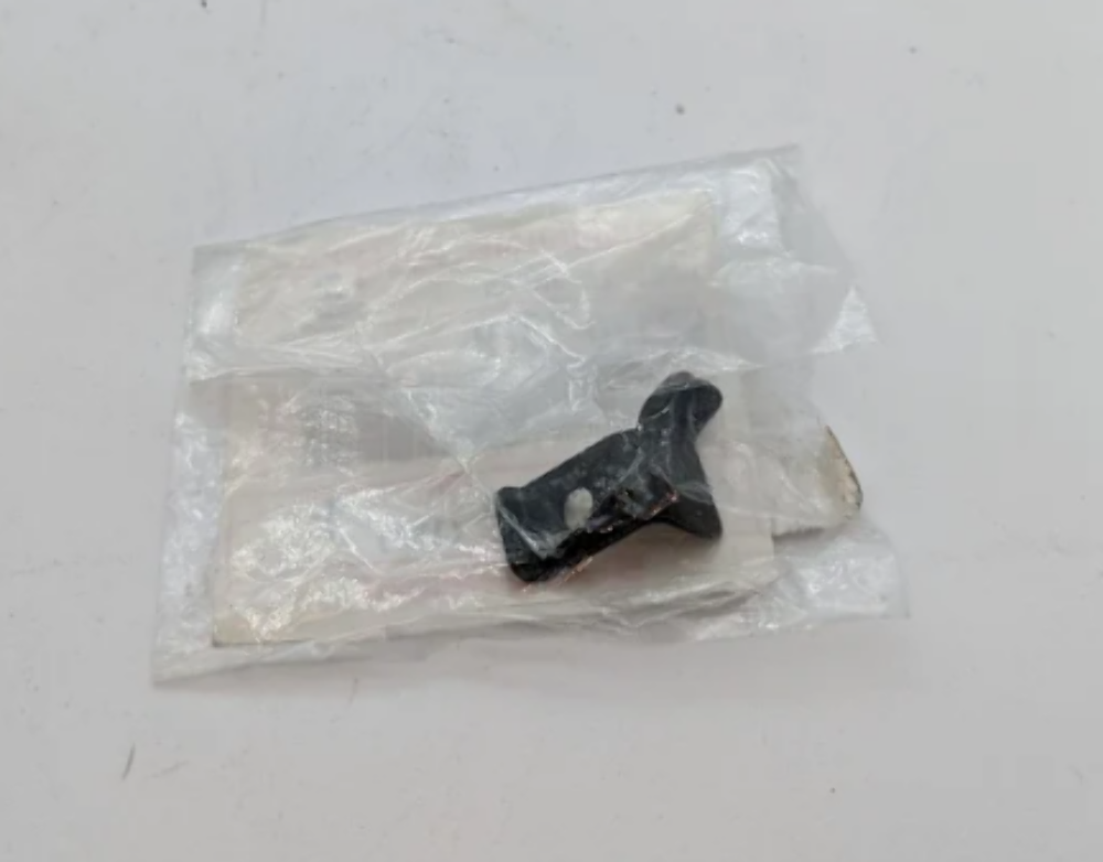 2003-2006 Kawasaki ZX600 Ninja ZX6-RR OEM Reserve Tank Cap Clamp 92170-1879