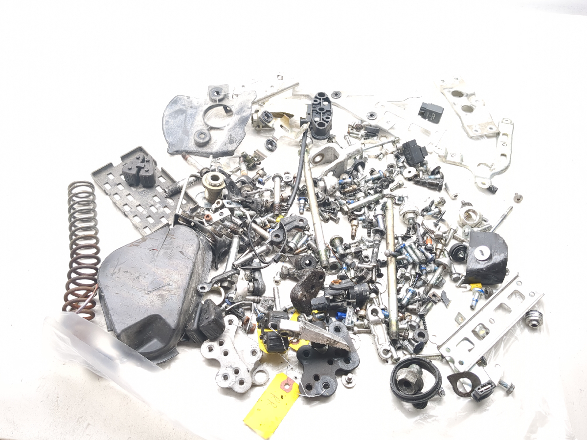 09-16 Suzuki GSXR 1000 Miscellaneous Parts Master Hardware Bolt Kit