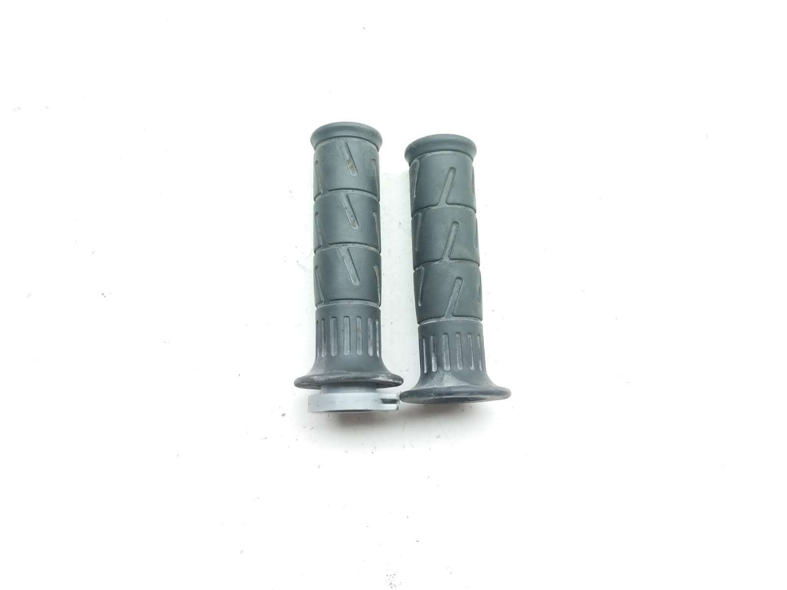 12 Kawasaki EX650 Ninja 650 Throttle Tube And Grips