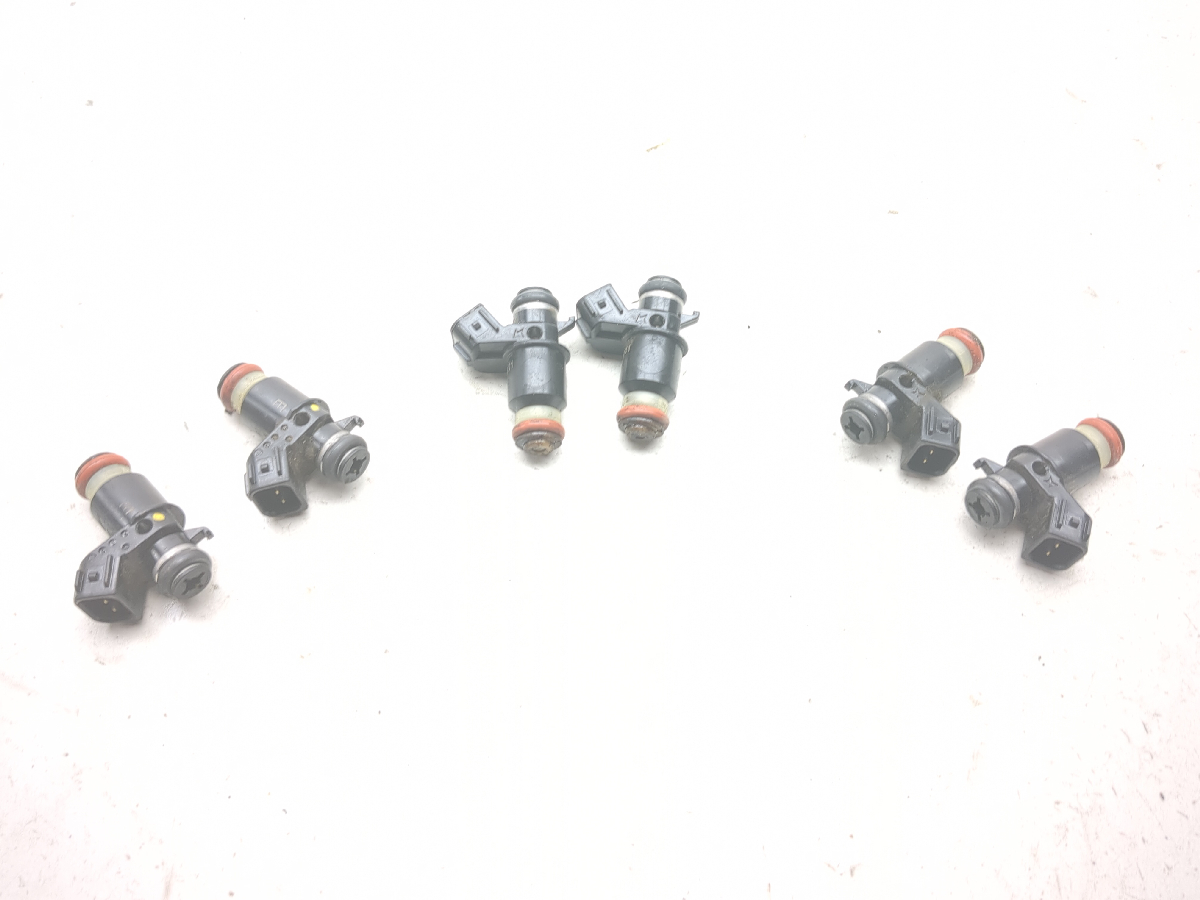 01-05 Honda Goldwing 1800 GL1800 Gas Fuel Injectors
