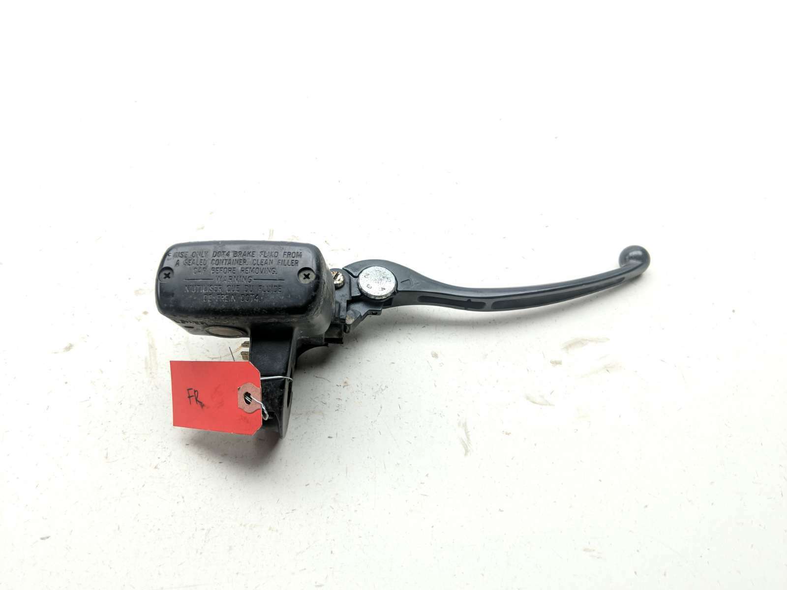01-05 Honda Goldwing 1800 GL1800 Right Front Brake Master Cylinder