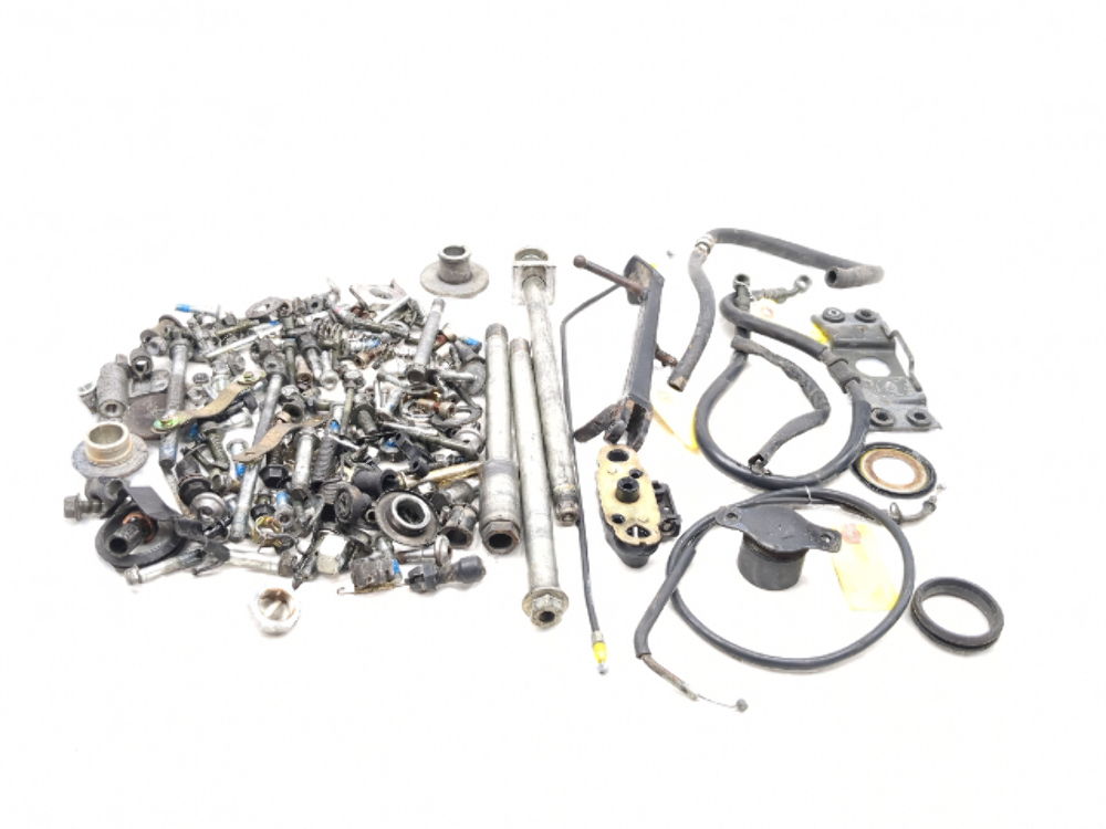 01-05 Suzuki Bandit GSF1200S  GSF 1200 Miscellaneous Parts Hardware Bolt Kit
