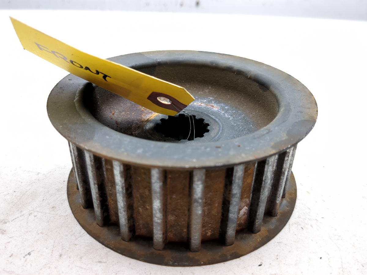 05-19 Suzuki LS650 Boulevard S40 Front Pulley