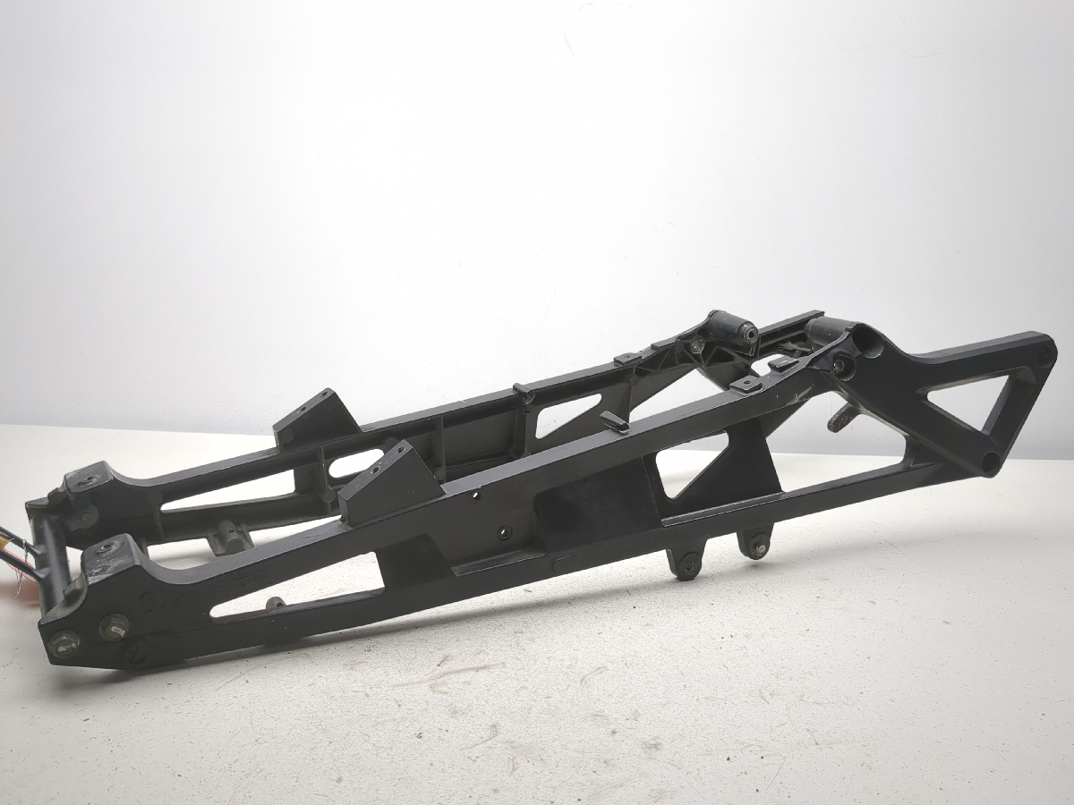 04 05 Suzuki GSXR 600 750 Rear Sub Frame Subframe