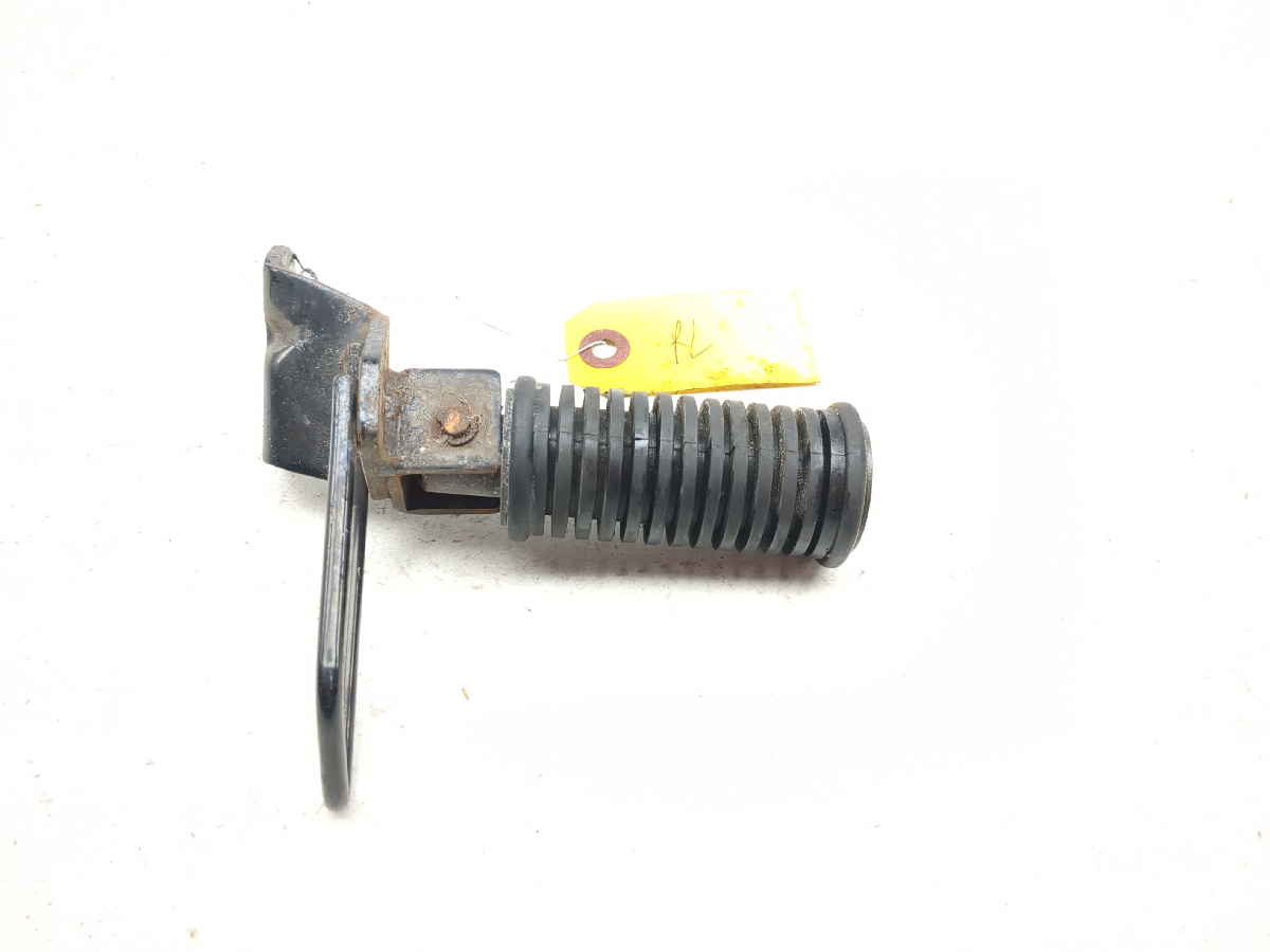 05-09 Suzuki Boulevard C50 VL800 Rear Left Passenger Foot Peg