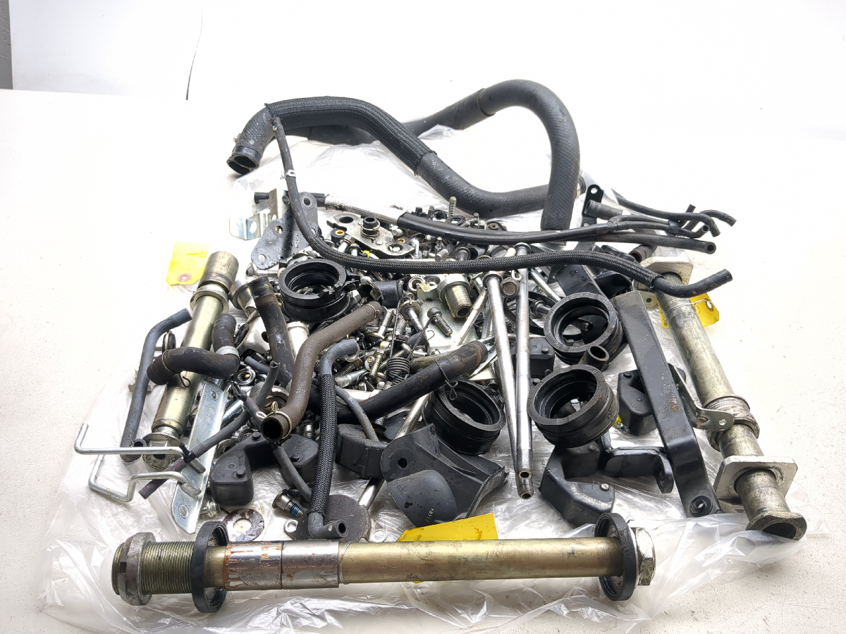 08-18 Suzuki Hayabusa GSX1300R Miscellaneous Parts Master Hardware Bolt Kit