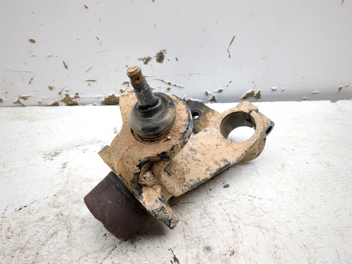 14-20 Kawasaki Mule 4010 4x4 Front Left Wheel Spindle Knuckle Carrier