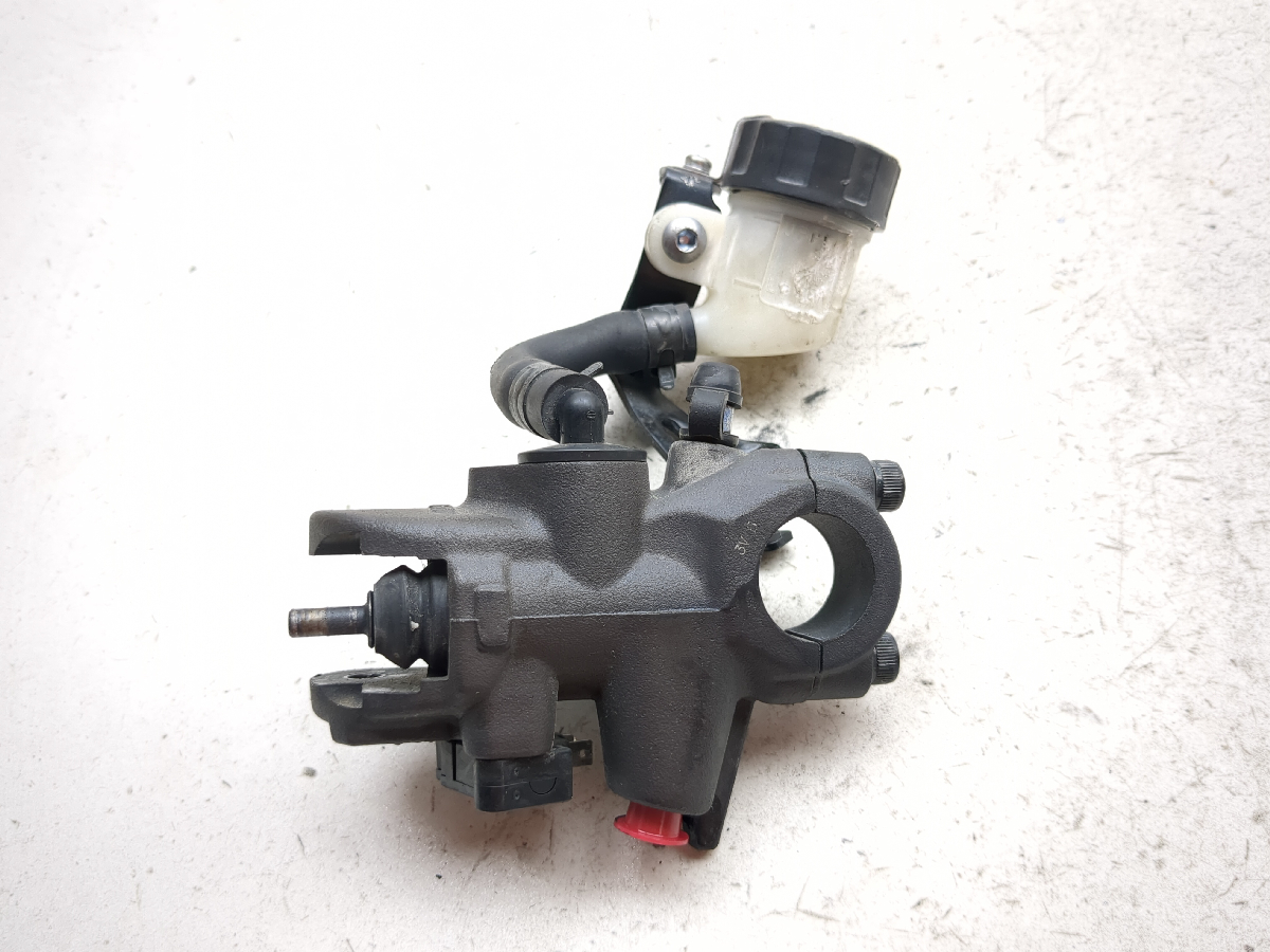 12-21 Kawasaki Ninja ZX14 Clutch Master Cylinder