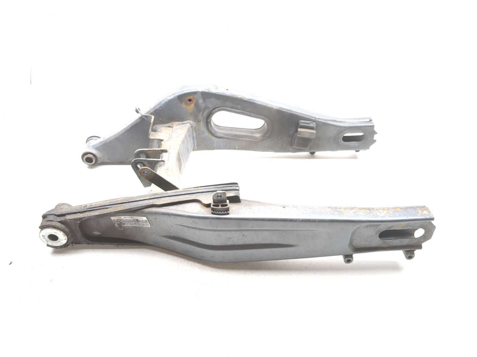 22-24 Yamaha YZF-R7 YZF R7 Rear Wheel Swing Arm Frame