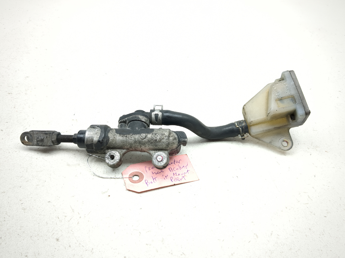 01-03 Suzuki GSXR 600 750 Rear Brake Master Cylinder