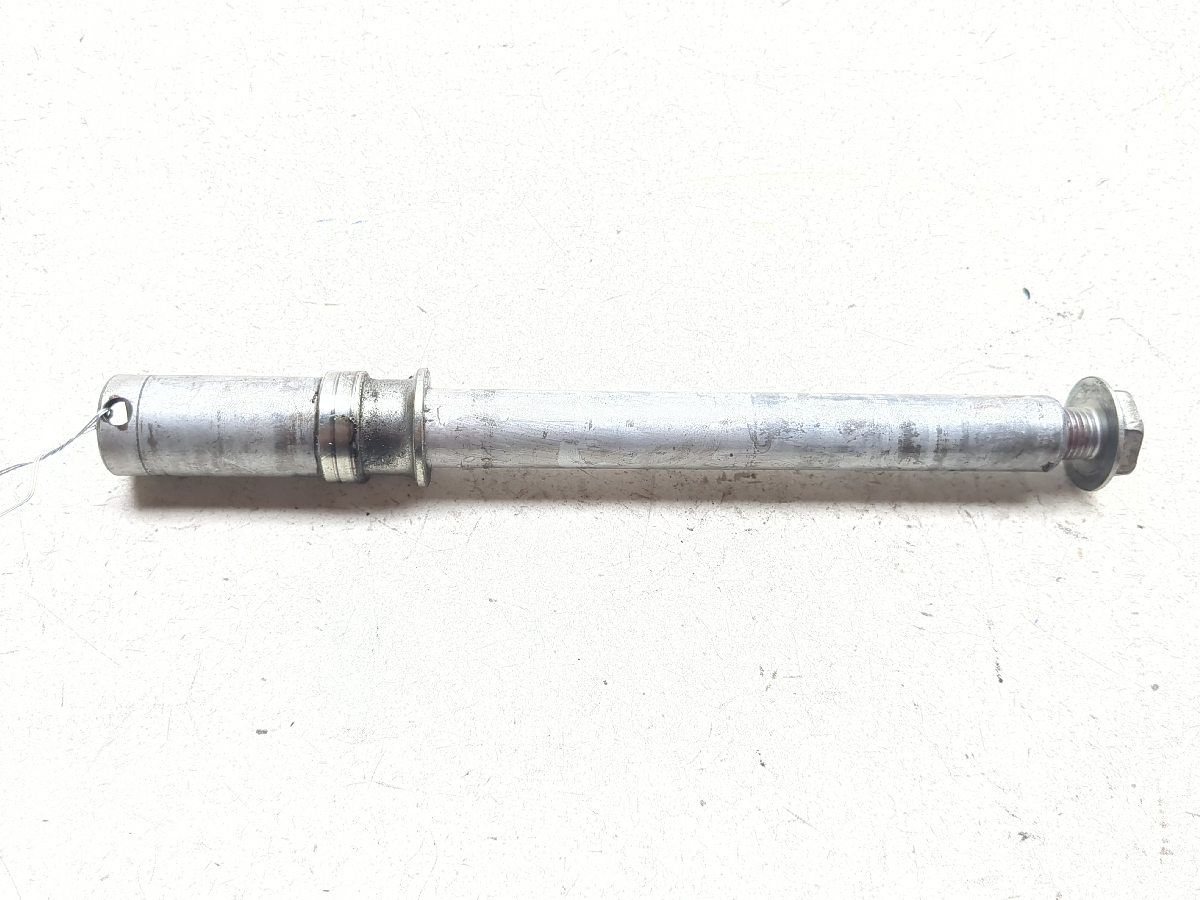 88-91 Honda NT650 Hawk GT Front Wheel Axle TRSH PL