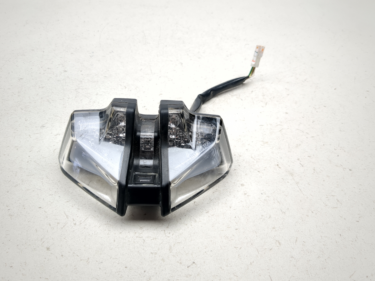19 20 KTM Adventure 790 Taillight Tail Brake Light