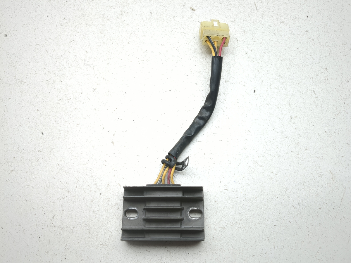 15-20 Suzuki DR200S DR 200 Voltage Regulator Rectifier SH572E-12